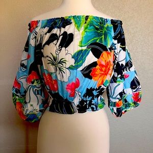 COPY - Rachel Zoe Crop Top off the shoulders and puff sleeves. Sz M